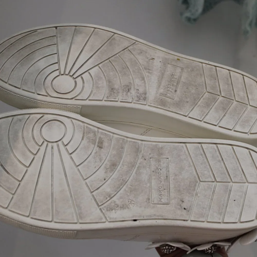 Marc Jacobs Women's Slip On White Leather Embellished Daisy Sneakers Sz 37 7